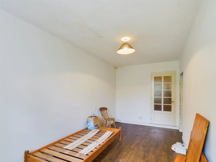 Image No.13-4 Bed House for sale