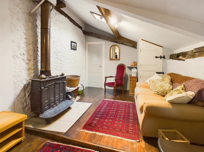 Image No.5-4 Bed House for sale