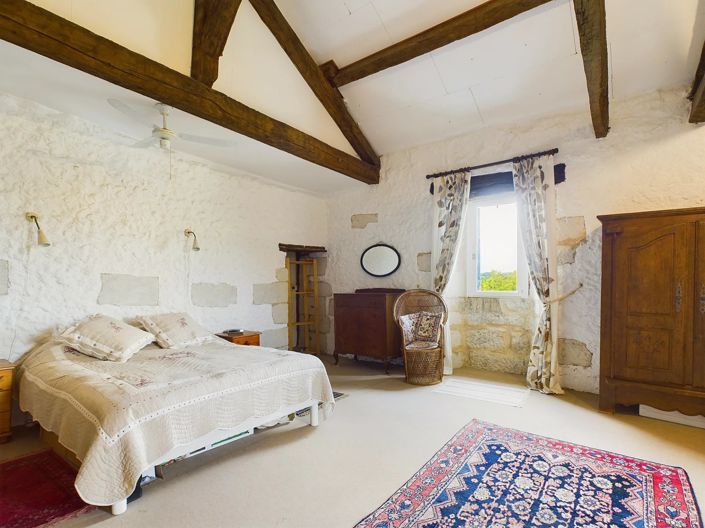 Image No.7-4 Bed House for sale