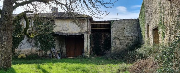 Image No.9-3 Bed Village House for sale