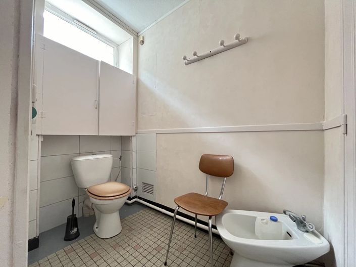 Image No.11-3 Bed House for sale