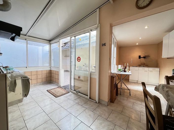 Image No.3-3 Bed House for sale