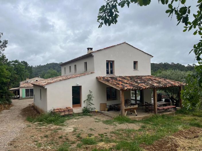 Image No.2-6 Bed House for sale