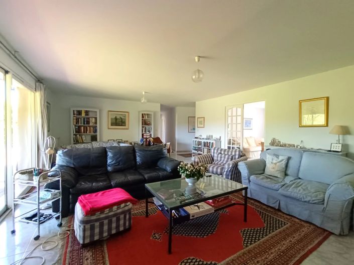 Image No.7-4 Bed House for sale