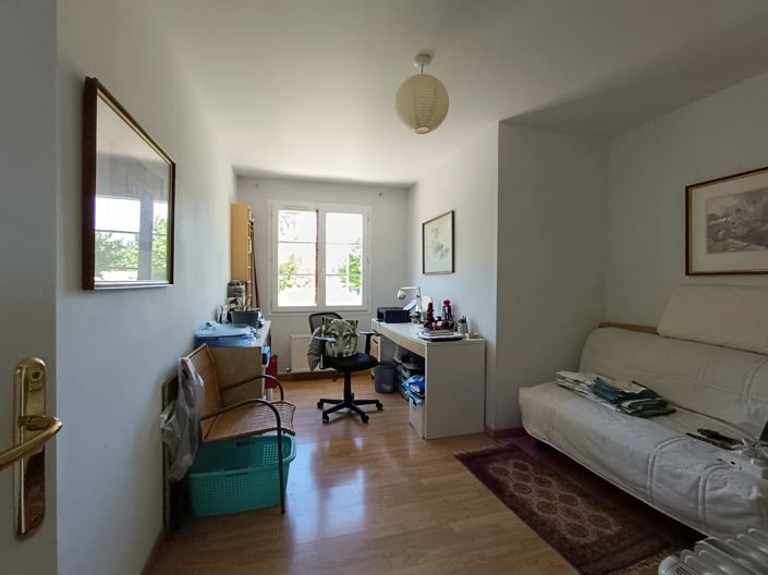 Image No.9-4 Bed House for sale