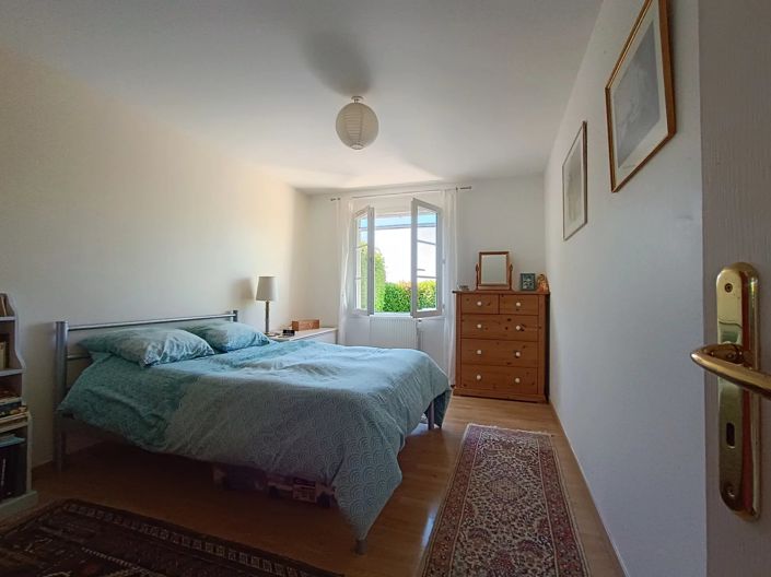 Image No.10-4 Bed House for sale