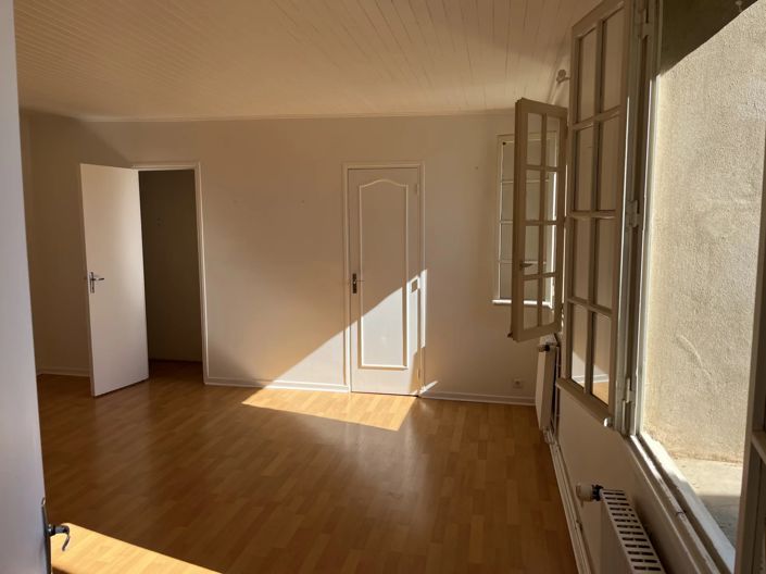 Image No.5-House for sale