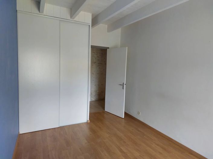 Image No.8-2 Bed House for sale