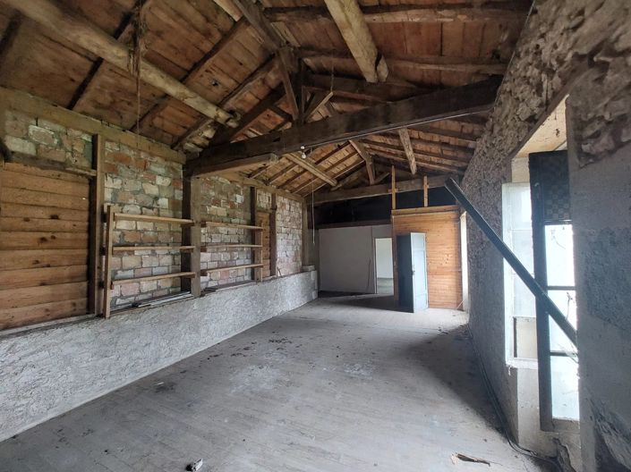 Image No.9-3 Bed House for sale