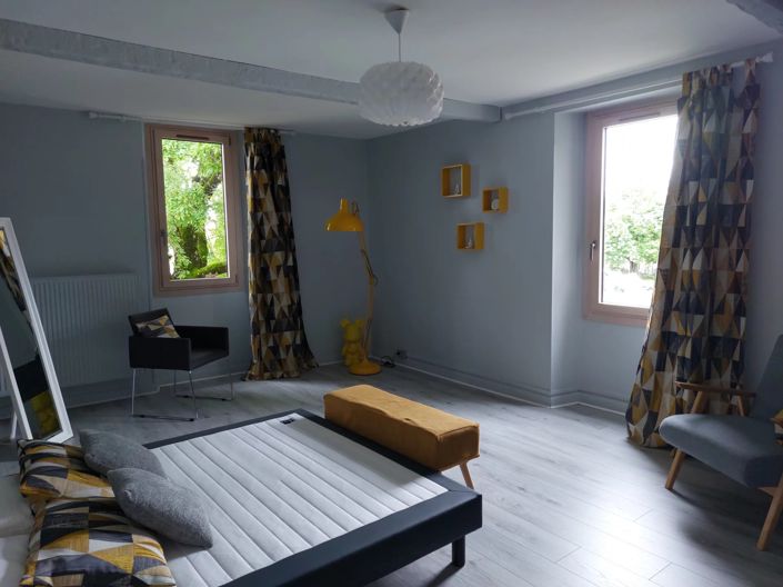 Image No.10-7 Bed House for sale