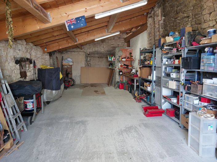 Image No.15-7 Bed House for sale