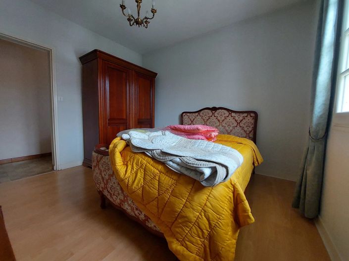 Image No.7-3 Bed House for sale