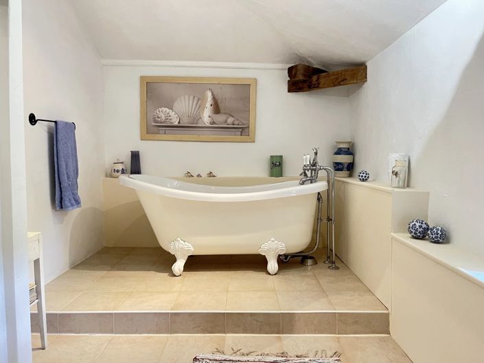 Image No.14-5 Bed Village House for sale