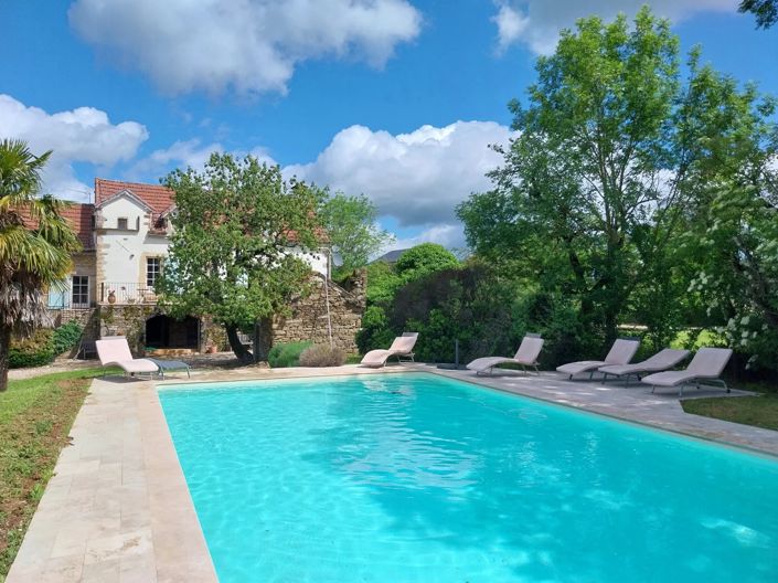 Image No.3-6 Bed House for sale