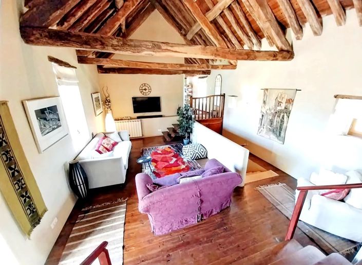 Image No.6-6 Bed House for sale