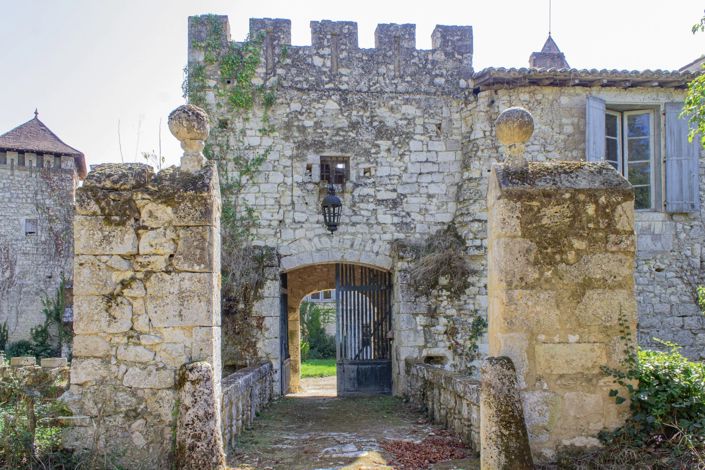 Image No.11-11 Bed House for sale