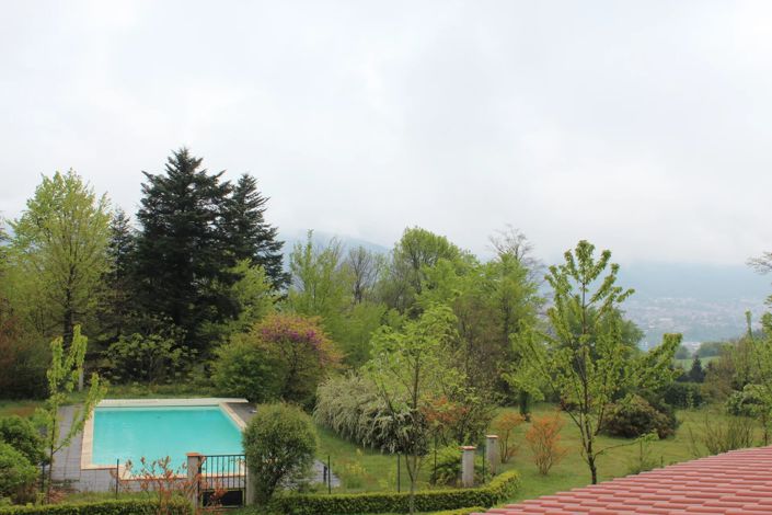 Image No.12-8 Bed House for sale