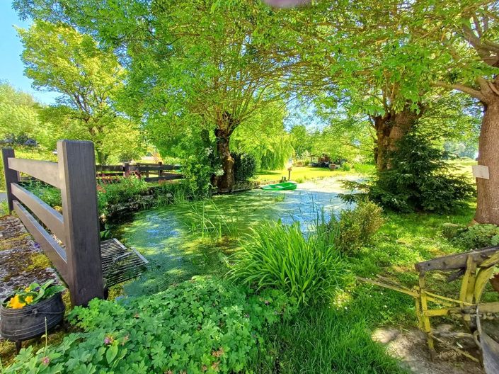Image No.1-5 Bed House for sale