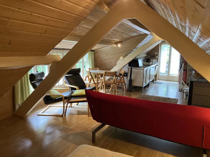 Image No.10-3 Bed House for sale