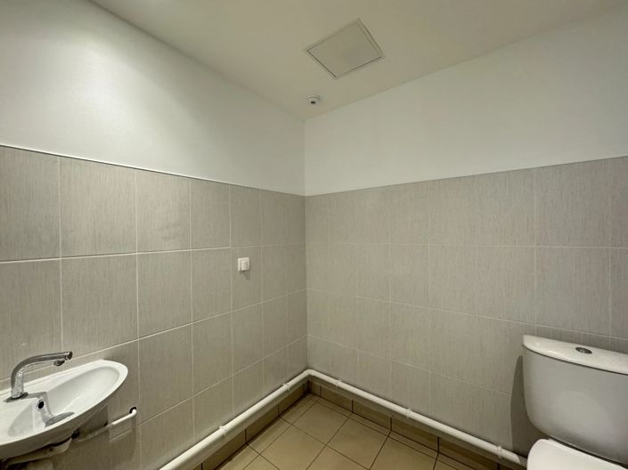 Image No.7-House for sale