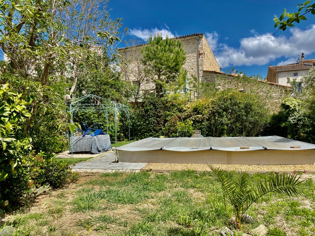 Image No.5-6 Bed House for sale