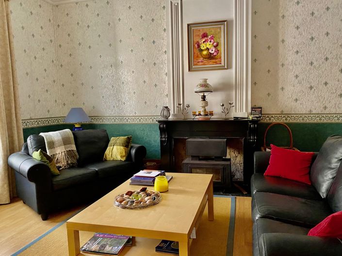 Image No.9-6 Bed House for sale