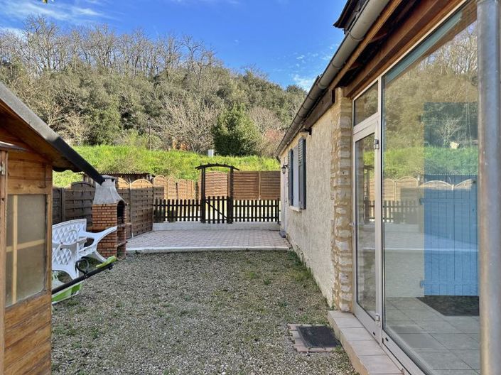 Image No.11-3 Bed House for sale