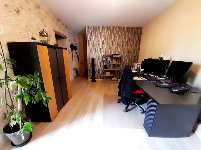 Image No.6-5 Bed Village House for sale