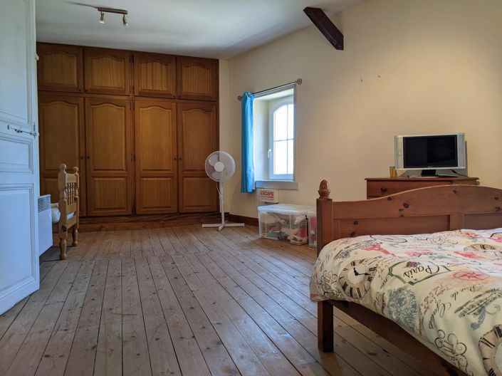 Image No.14-3 Bed Village House for sale