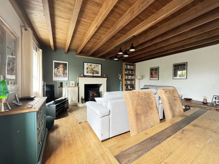 Image No.8-3 Bed House for sale