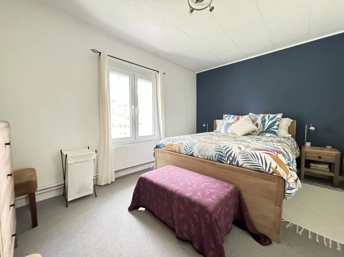 Image No.9-3 Bed House for sale