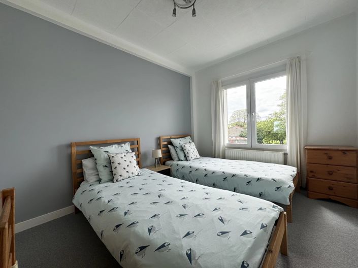 Image No.10-3 Bed House for sale