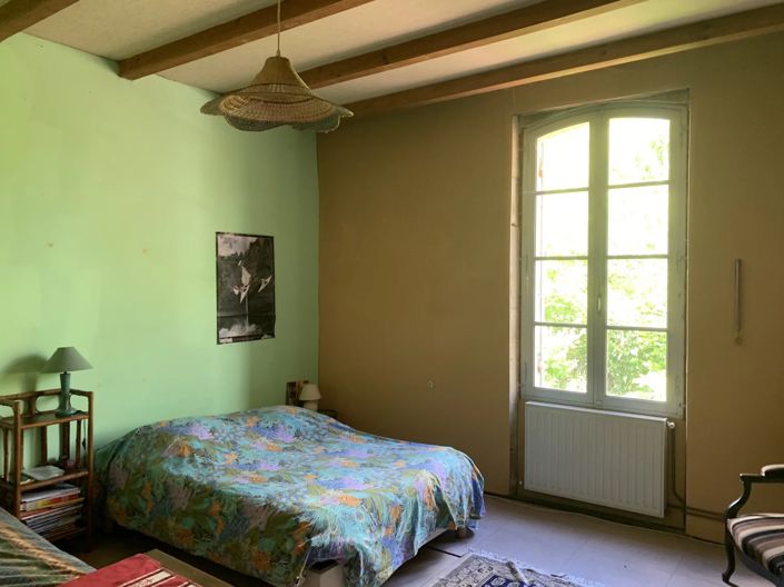 Image No.8-8 Bed House for sale