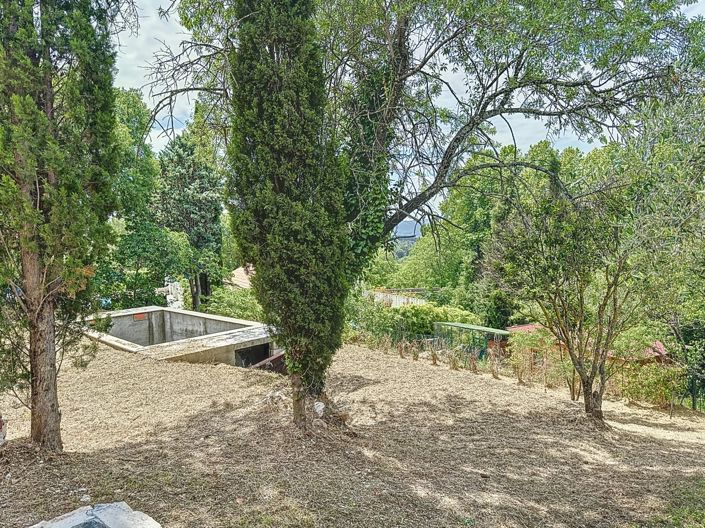 Image No.4-2 Bed Property for sale