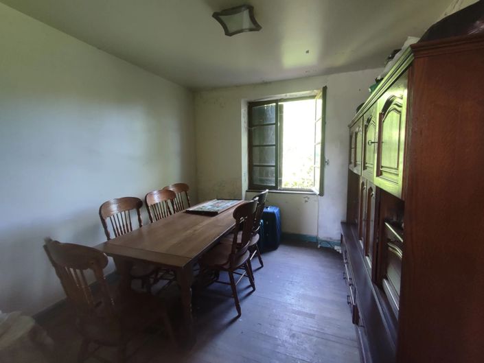 Image No.4-2 Bed House for sale