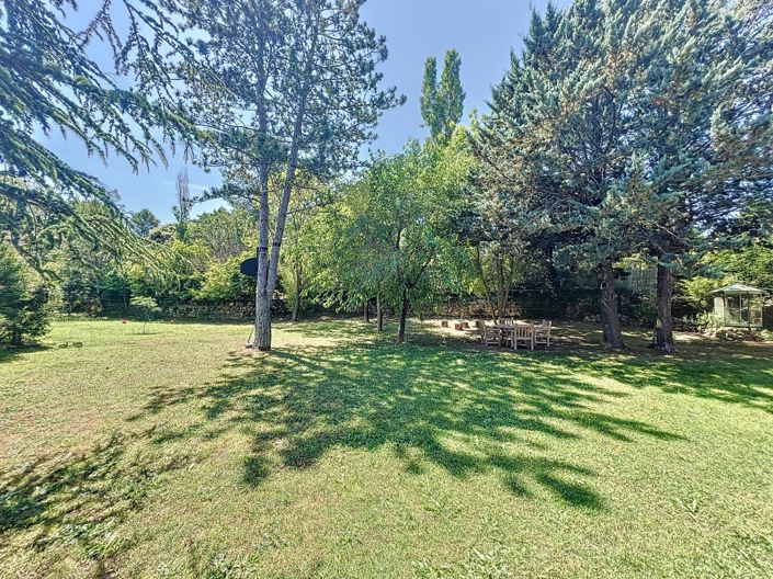 Image No.7-6 Bed House for sale