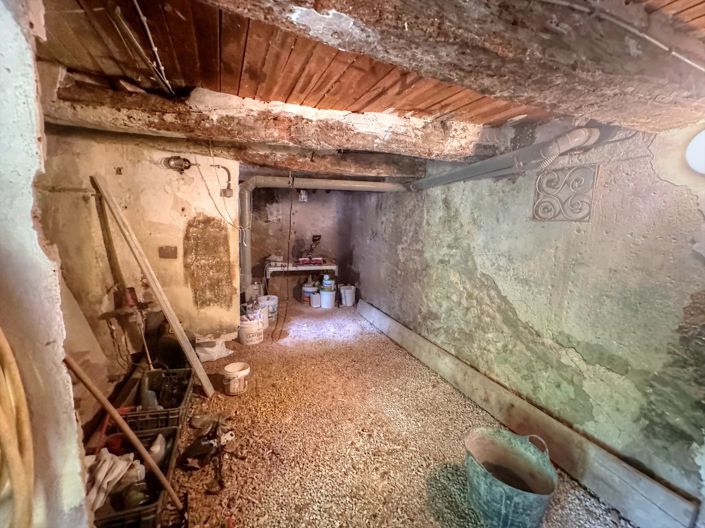 Image No.10-3 Bed Village House for sale