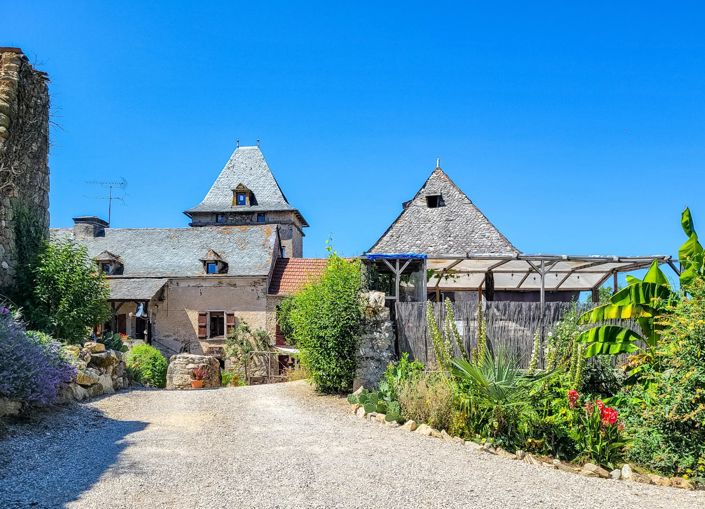 Image No.1-5 Bed House for sale