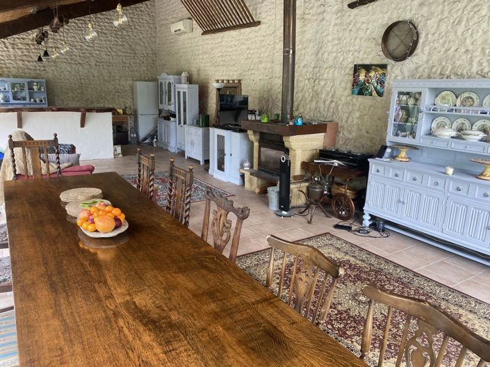 Image No.11-3 Bed Farmhouse for sale