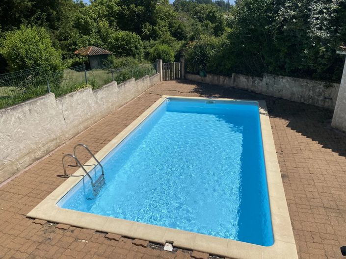 Image No.6-3 Bed Farmhouse for sale