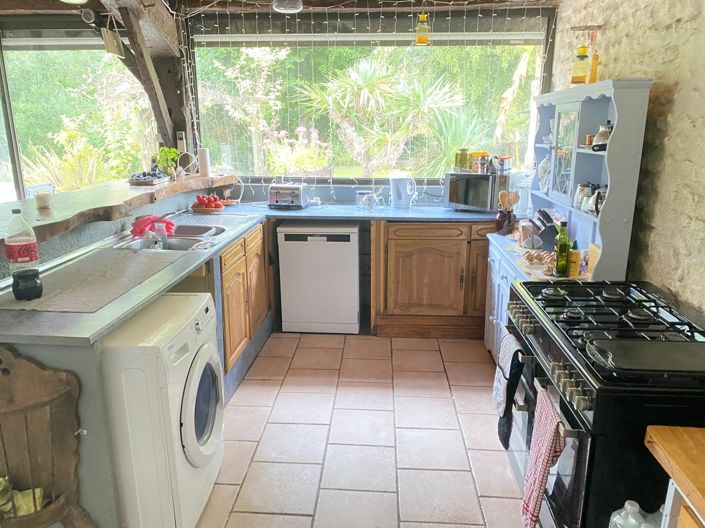 Image No.7-3 Bed Farmhouse for sale