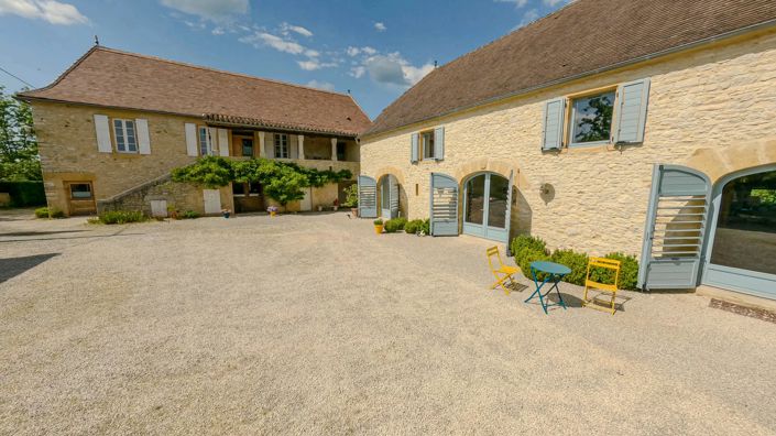 Image No.9-6 Bed House for sale