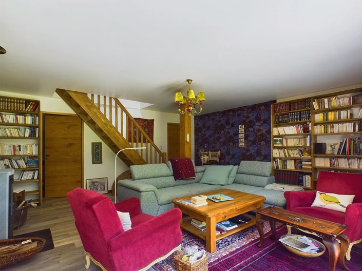 Image No.6-2 Bed House for sale