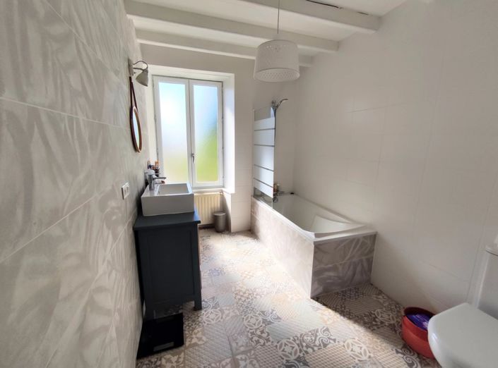 Image No.12-5 Bed House for sale