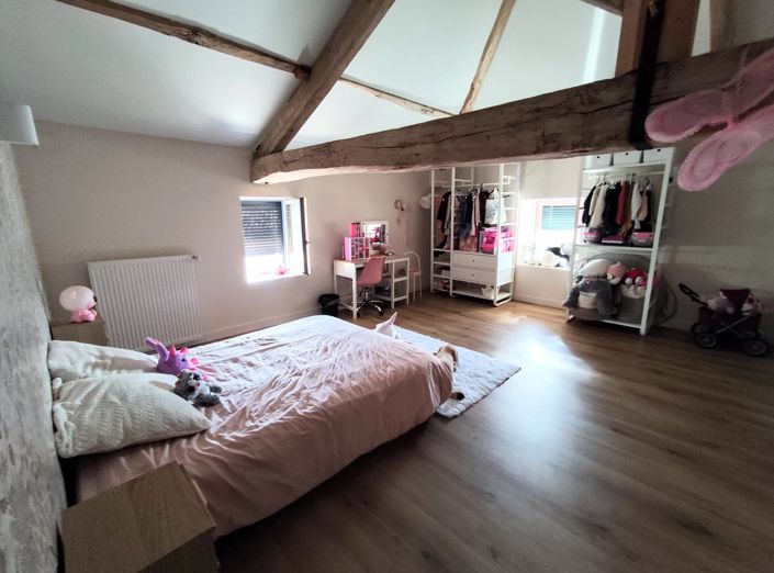 Image No.13-5 Bed House for sale