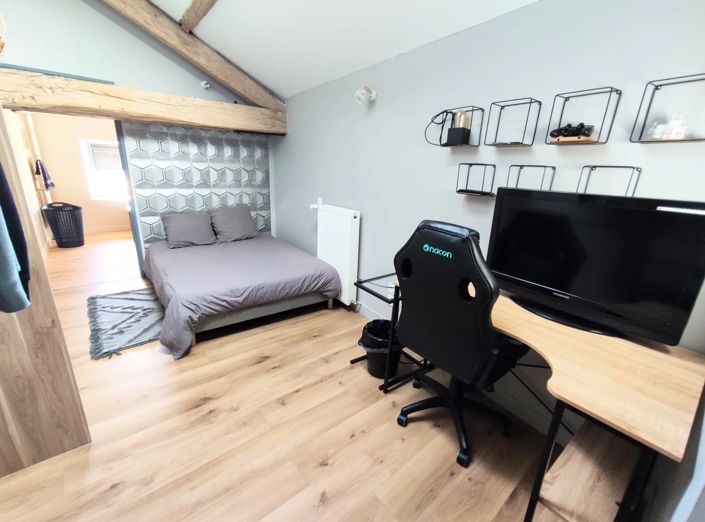 Image No.15-5 Bed House for sale