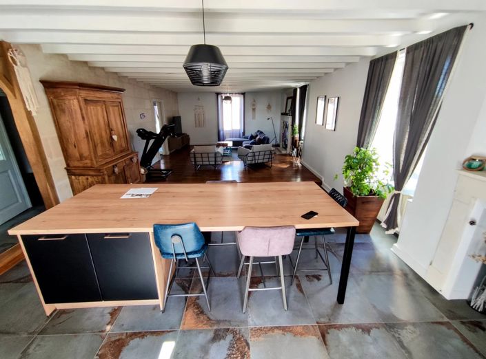 Image No.8-5 Bed House for sale