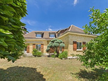 1 - Coutras, House