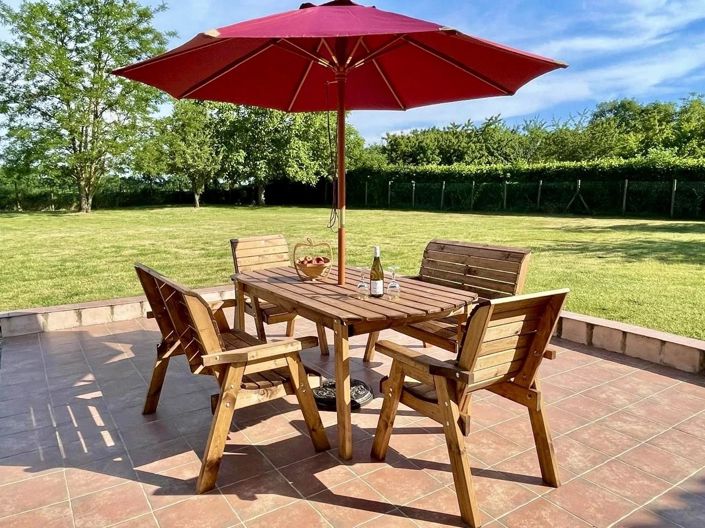 Image No.2-4 Bed House for sale