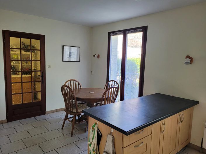 Image No.5-3 Bed Village House for sale